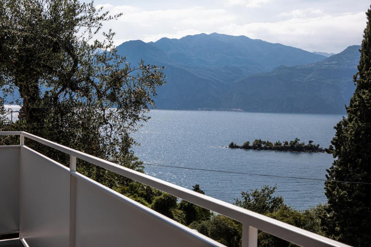 Junior Suite Superior Balcony or Terrace Lake View