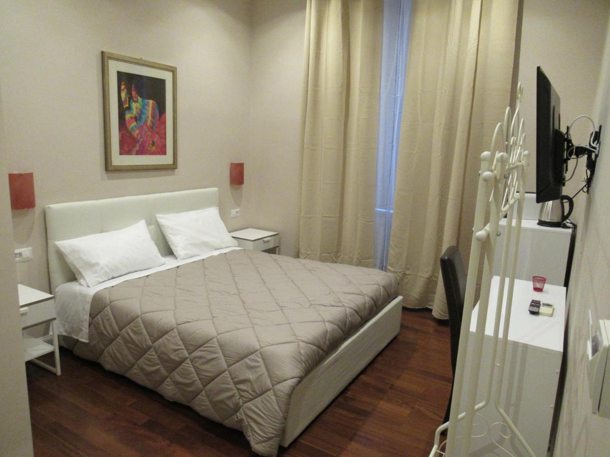 Double Room Private Bathroom