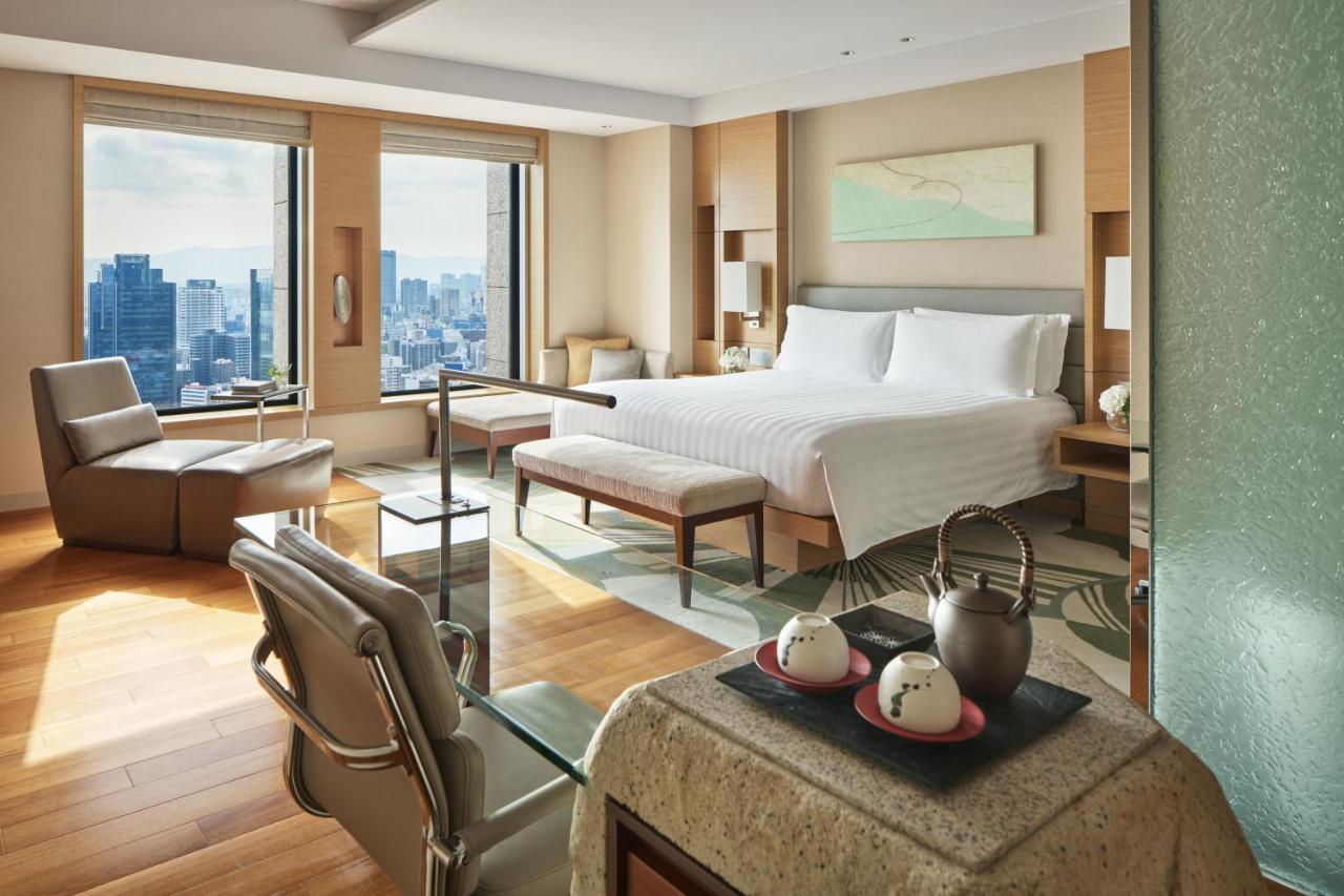 Premium King Room City View
