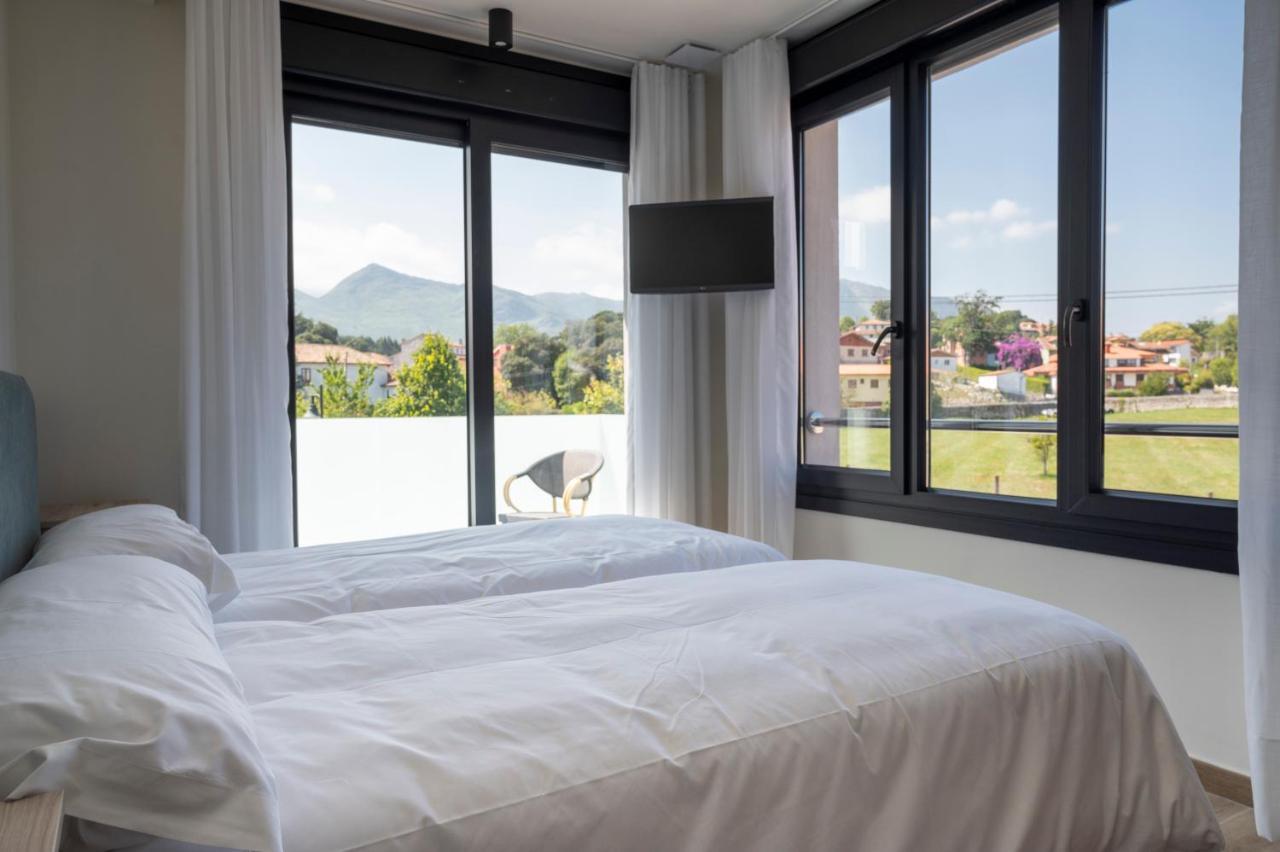 Deluxe Double or Twin Room Balcony