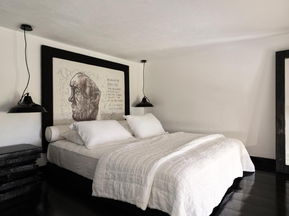 Loft Suite Sharing Pool