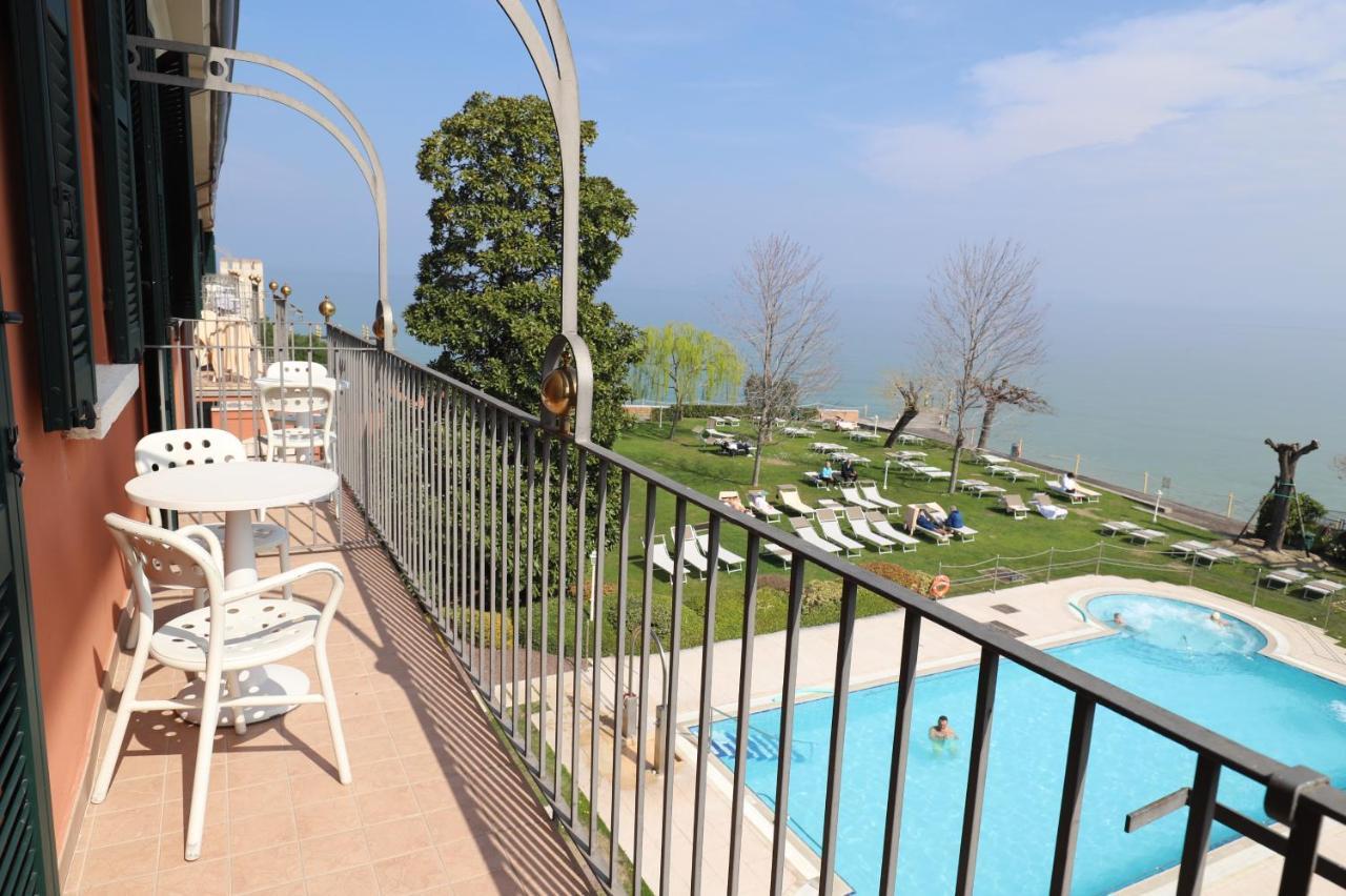 Double Room Lake View
