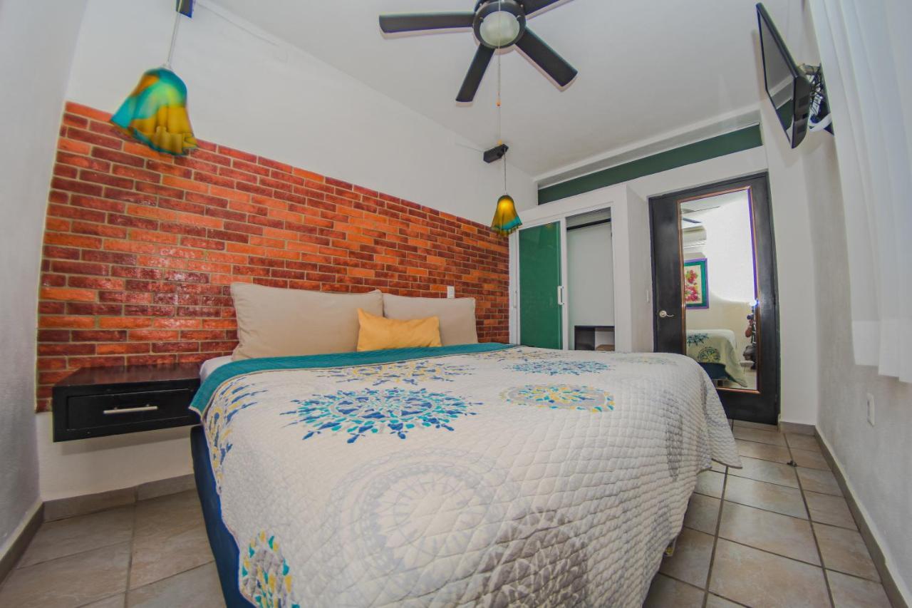 One-Bedroom Apartment Ocean View Balcony