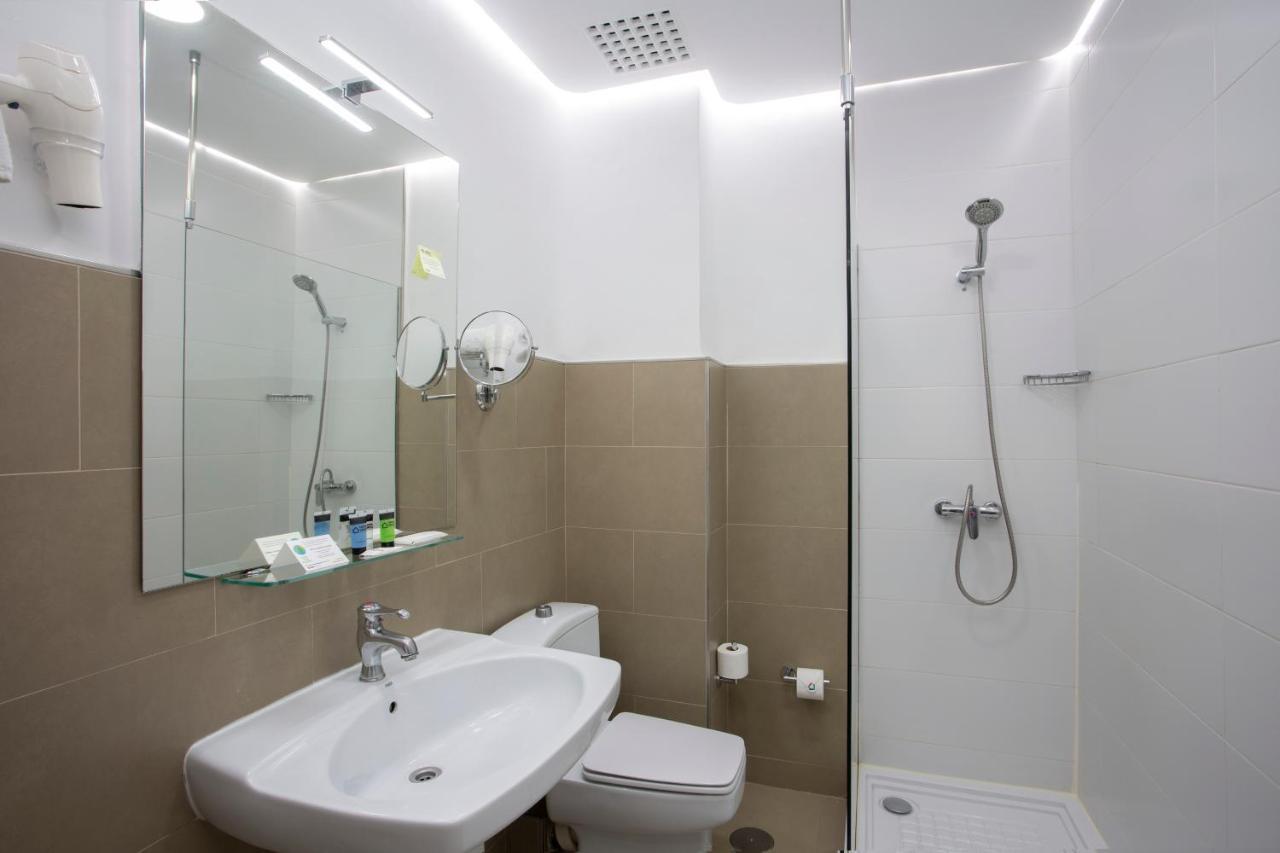 Small Double Room