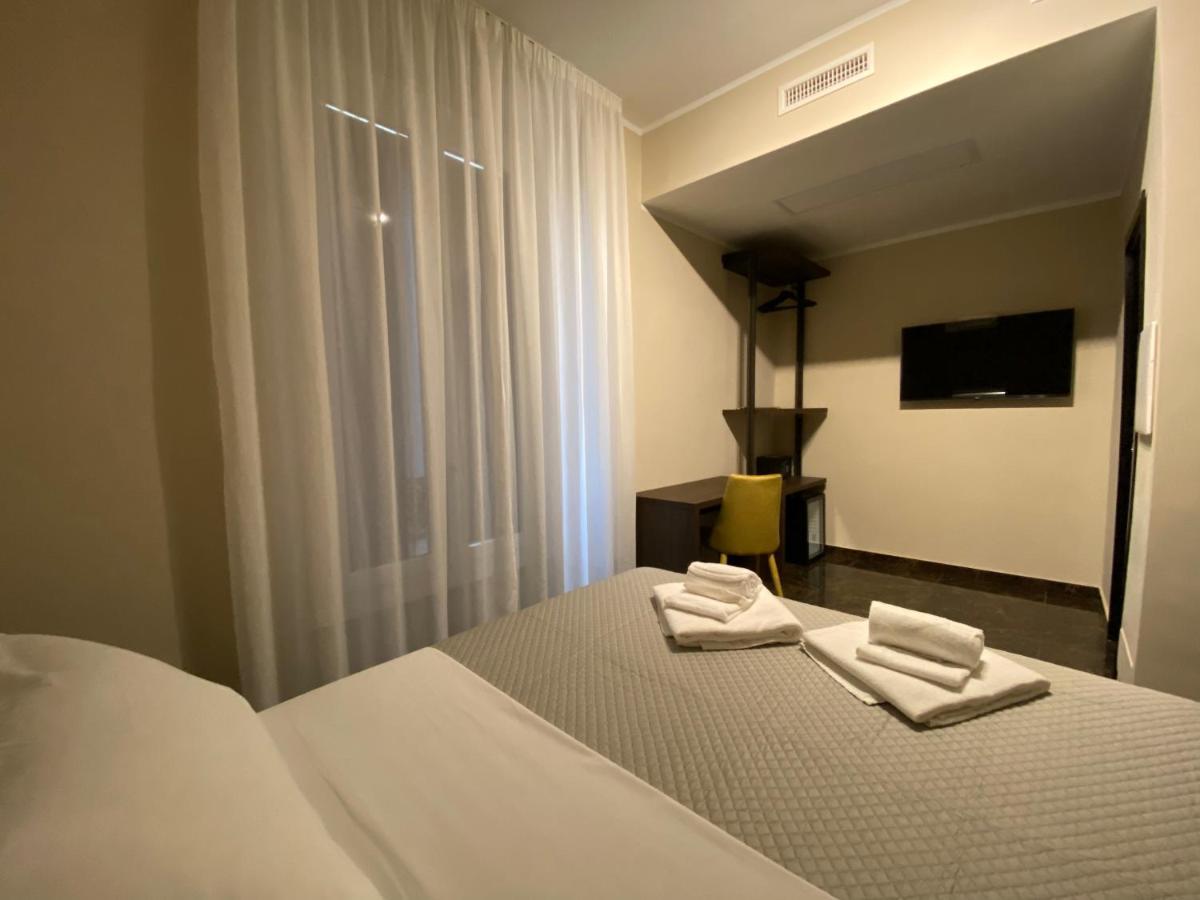 Deluxe Double Room Bath
