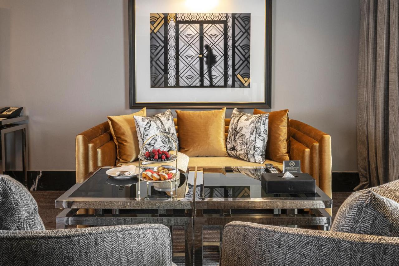 Collection Suite