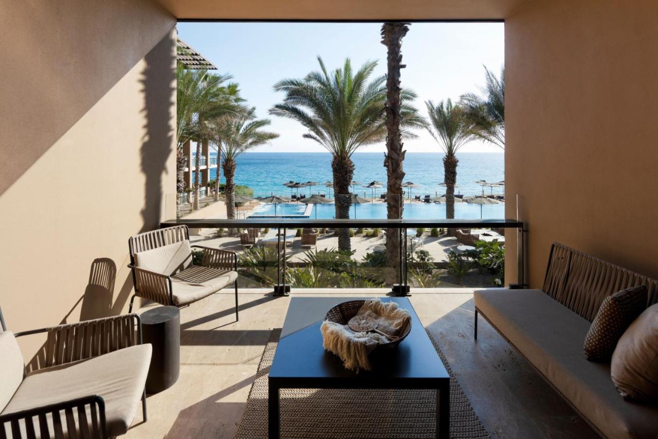 Deluxe Double Room Two Double Beds Ocean View