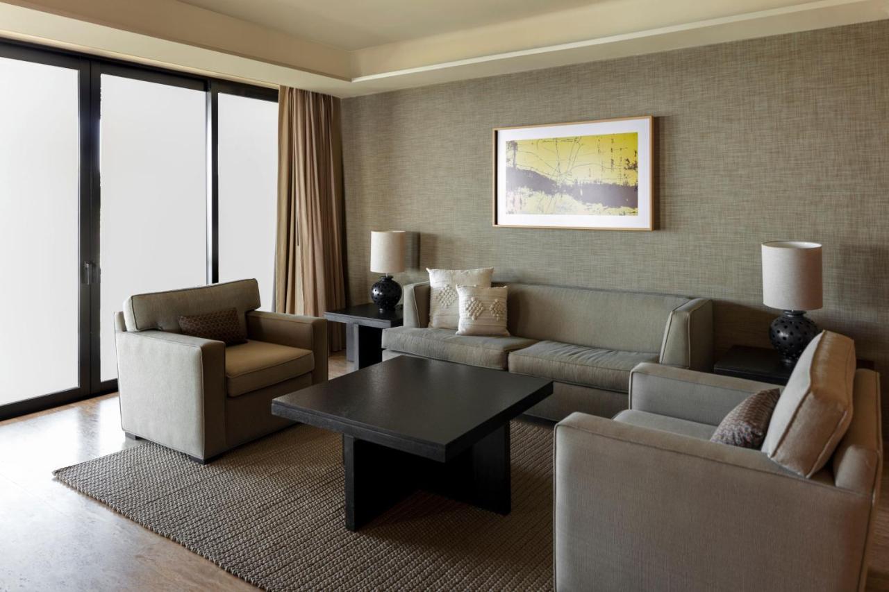 JW Umey Suite Sofa Bed Balcony Oceanfront
