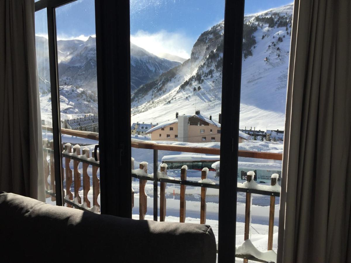 Superior Double Room Mountain View