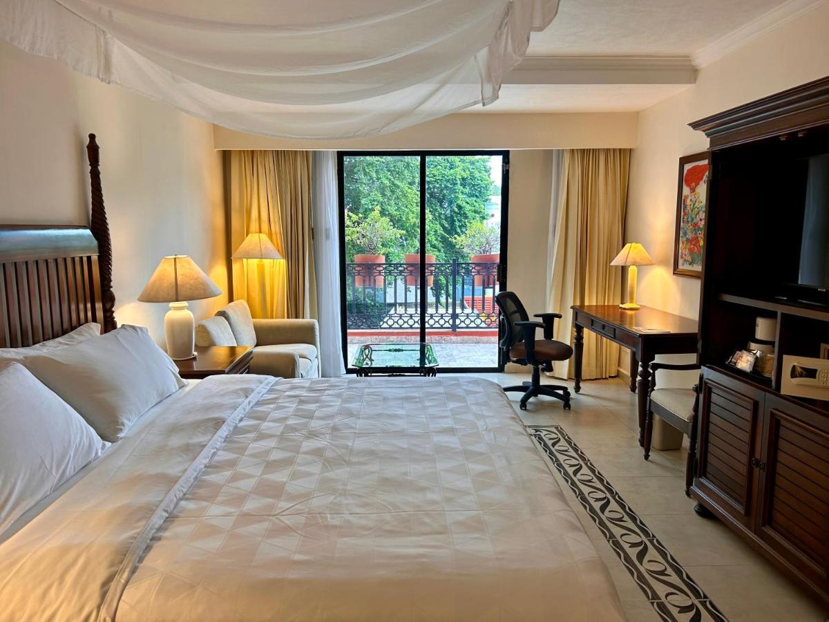 Premium King Room,1421731215:JPEG