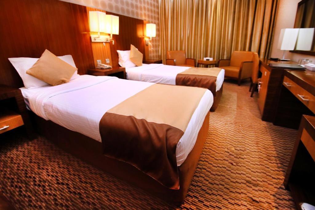 Standard Twin Room