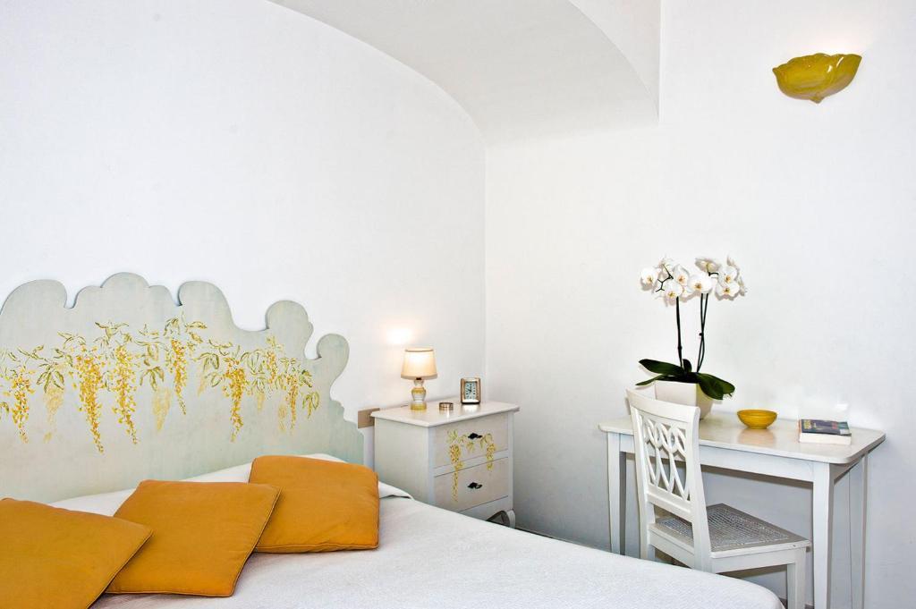 Chambre Double ou Lits Jumeaux Standard avec Vue Partielle sur la Mer