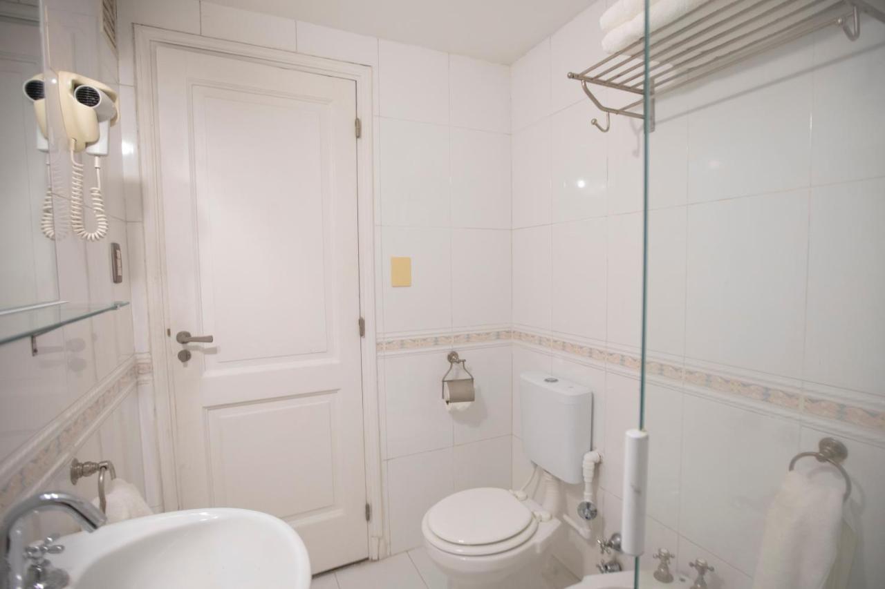 Quarto Duplo