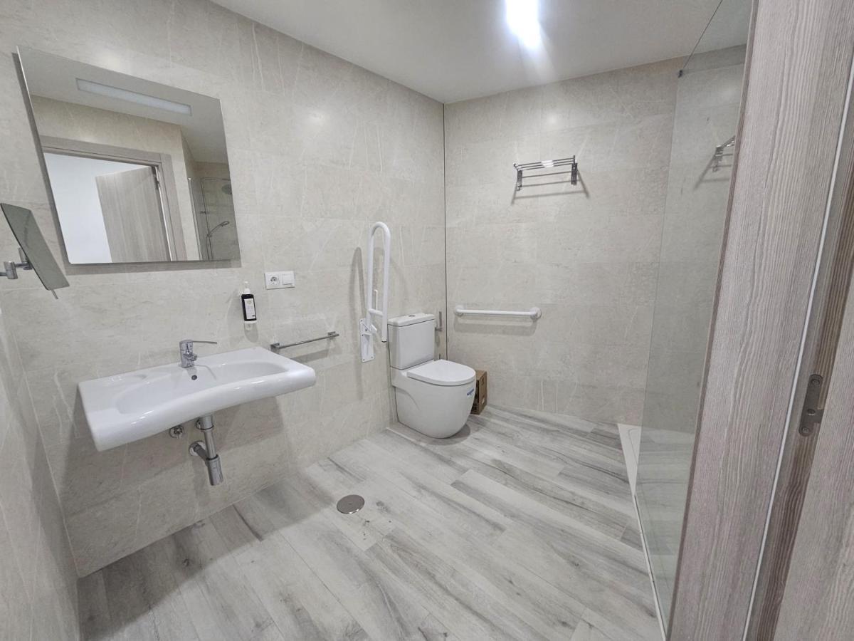 Twin Room Disability Access