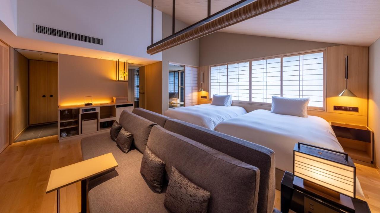 Precious Suite Hot Spring Bath