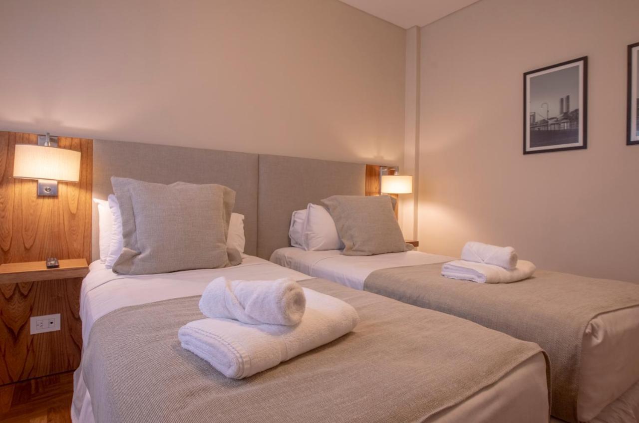 Quarto Superior Deluxe com Cama de Casal ou 2 de Solteiro