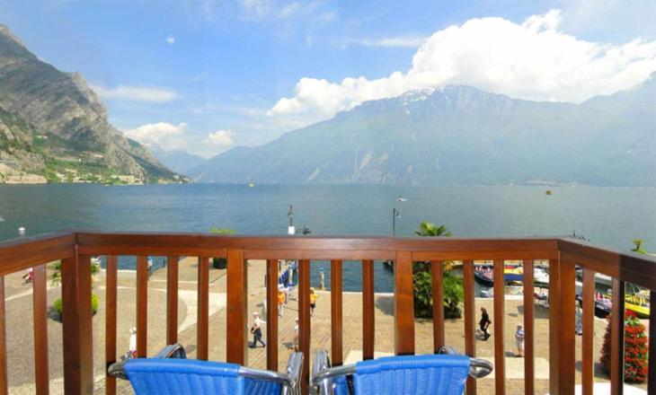 Double-Triple Room Balcony Lake View