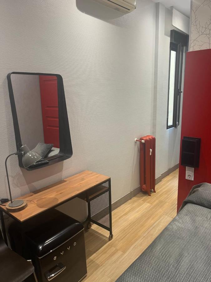 Single Room Private Bathroom
