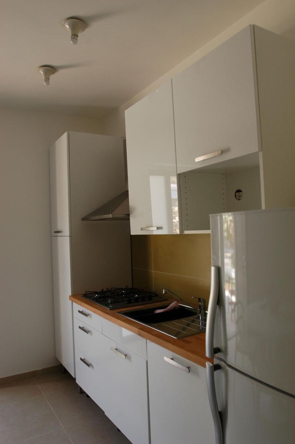 Studio Apartment with Sea View,1498914862:JPEG
