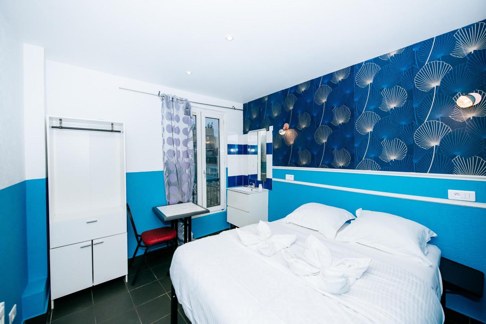 Standard Double Room with Shared Bathroom,1500271270:JPEG