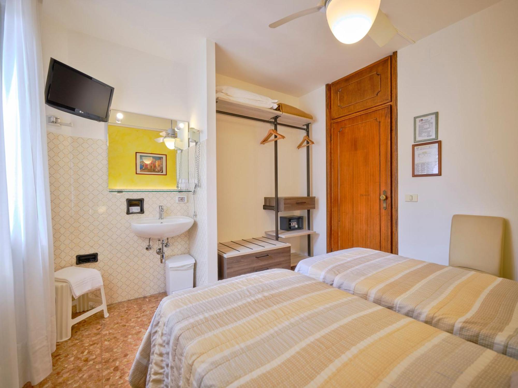 Economy Double or Twin Room