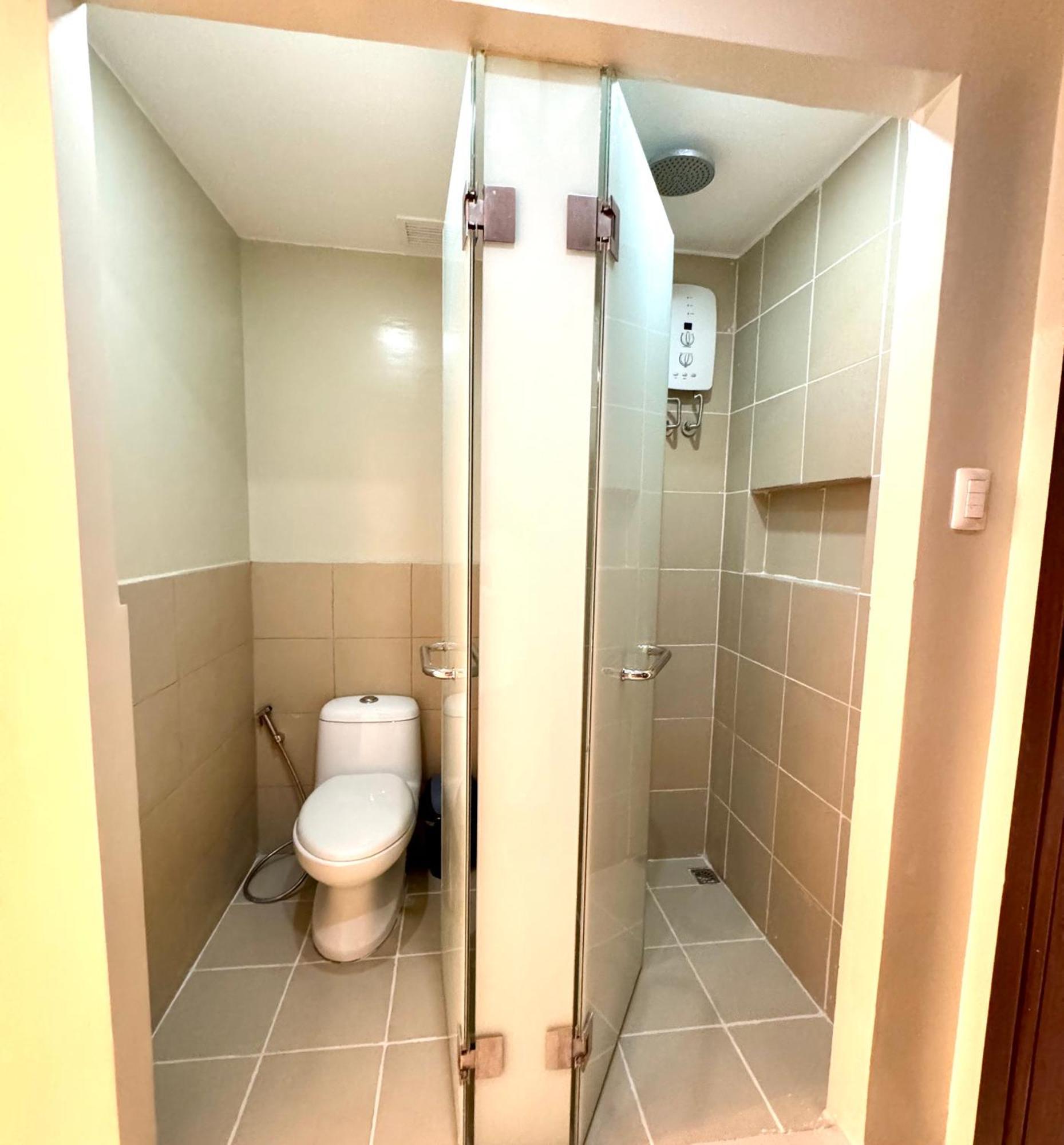 Deluxe Double or Twin Room with City View