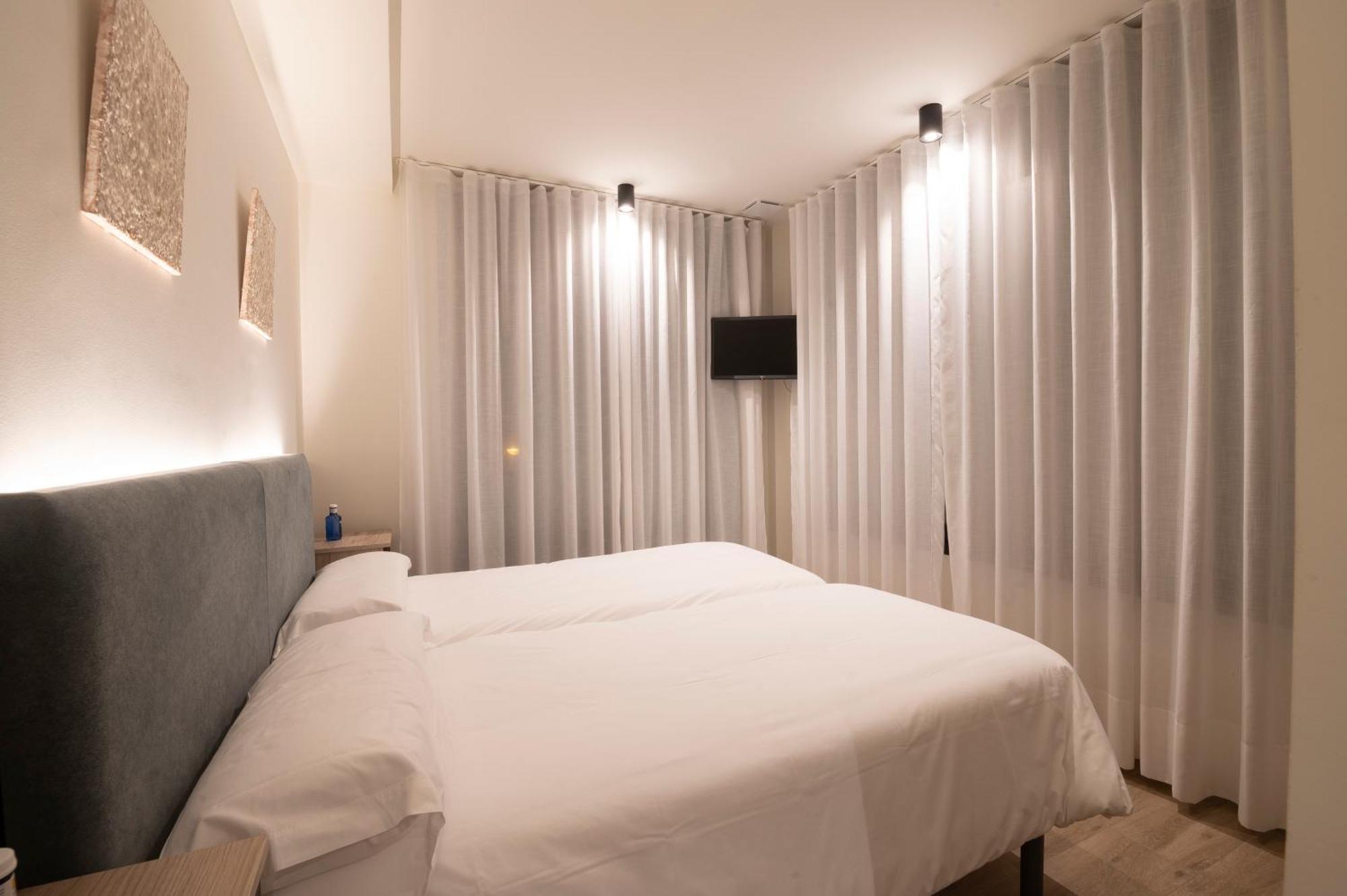 Deluxe Double or Twin Room Balcony