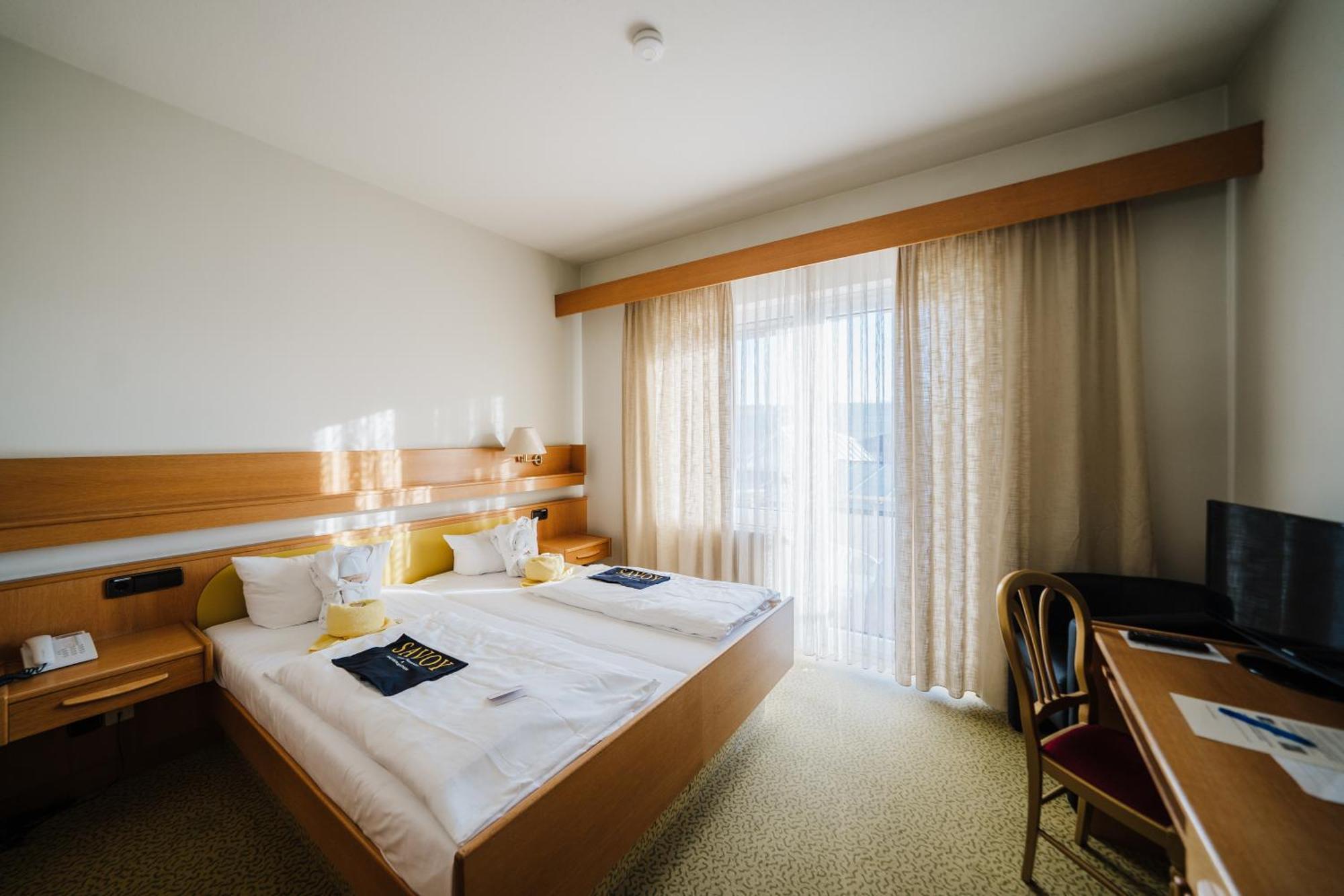 Double Room,1527707182:JPEG
