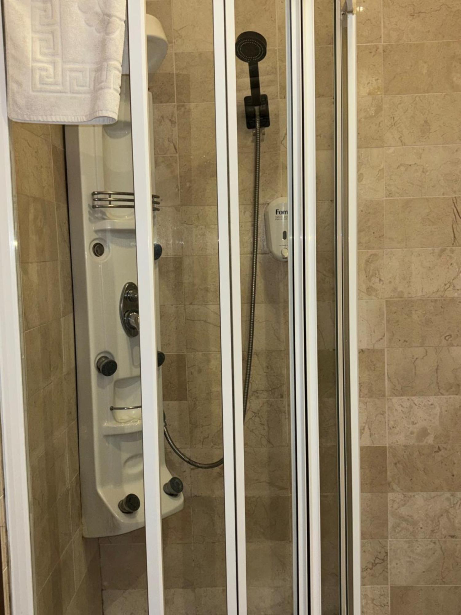 Quarto Twin Standard
