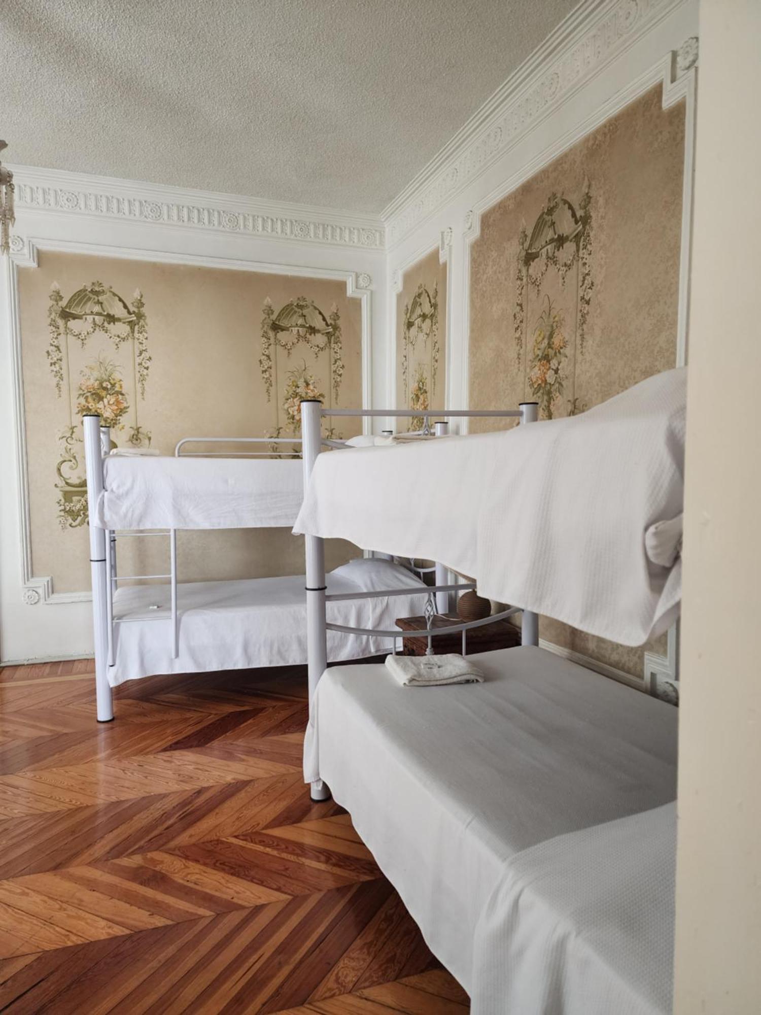 Bed 4-Bed Female Dormitory Room