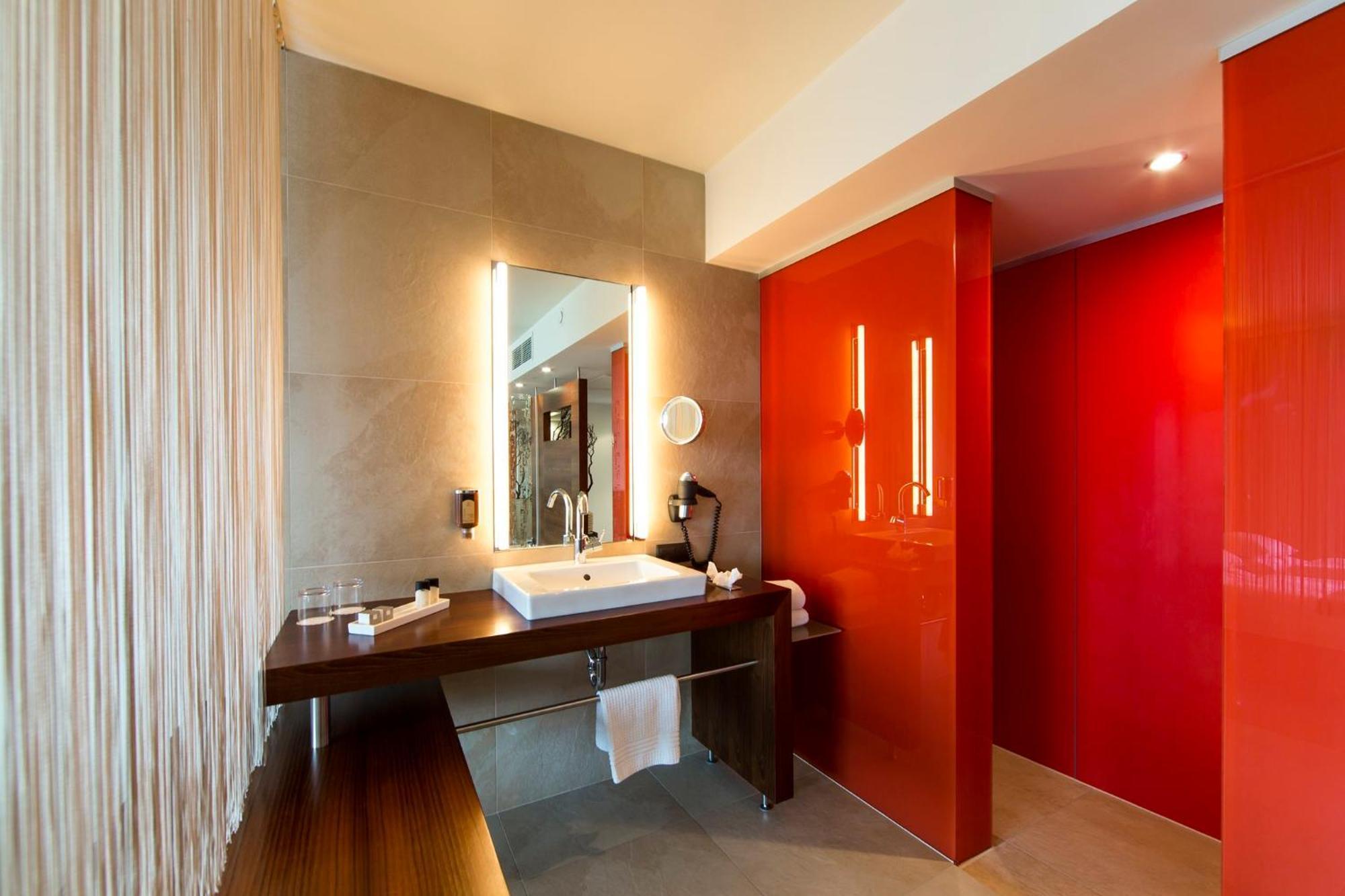 Standard Double Room,1539176098:JPEG