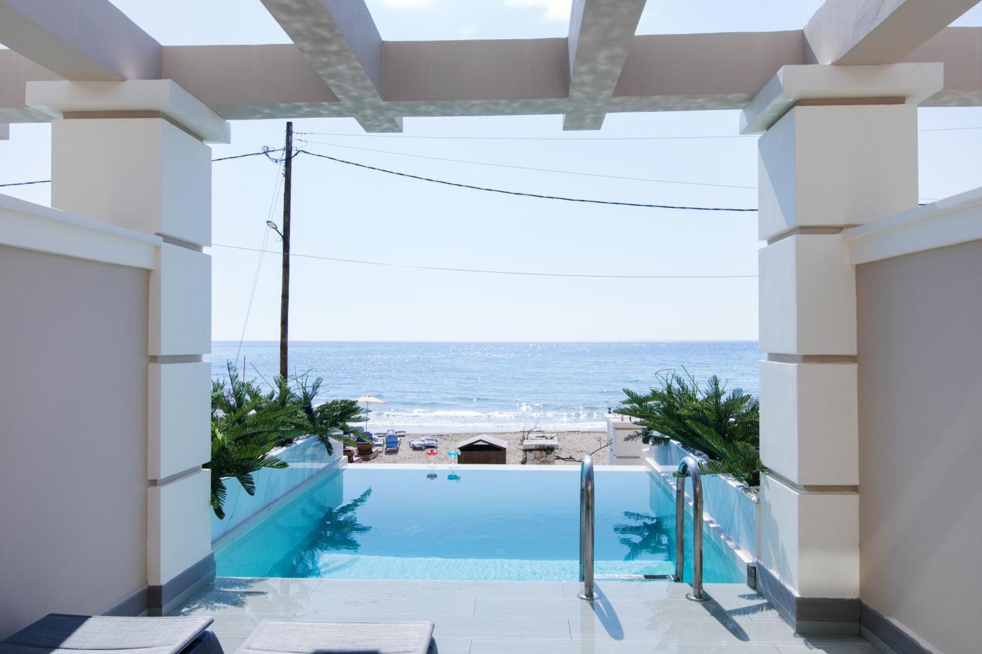 Junior Suite Private Pool