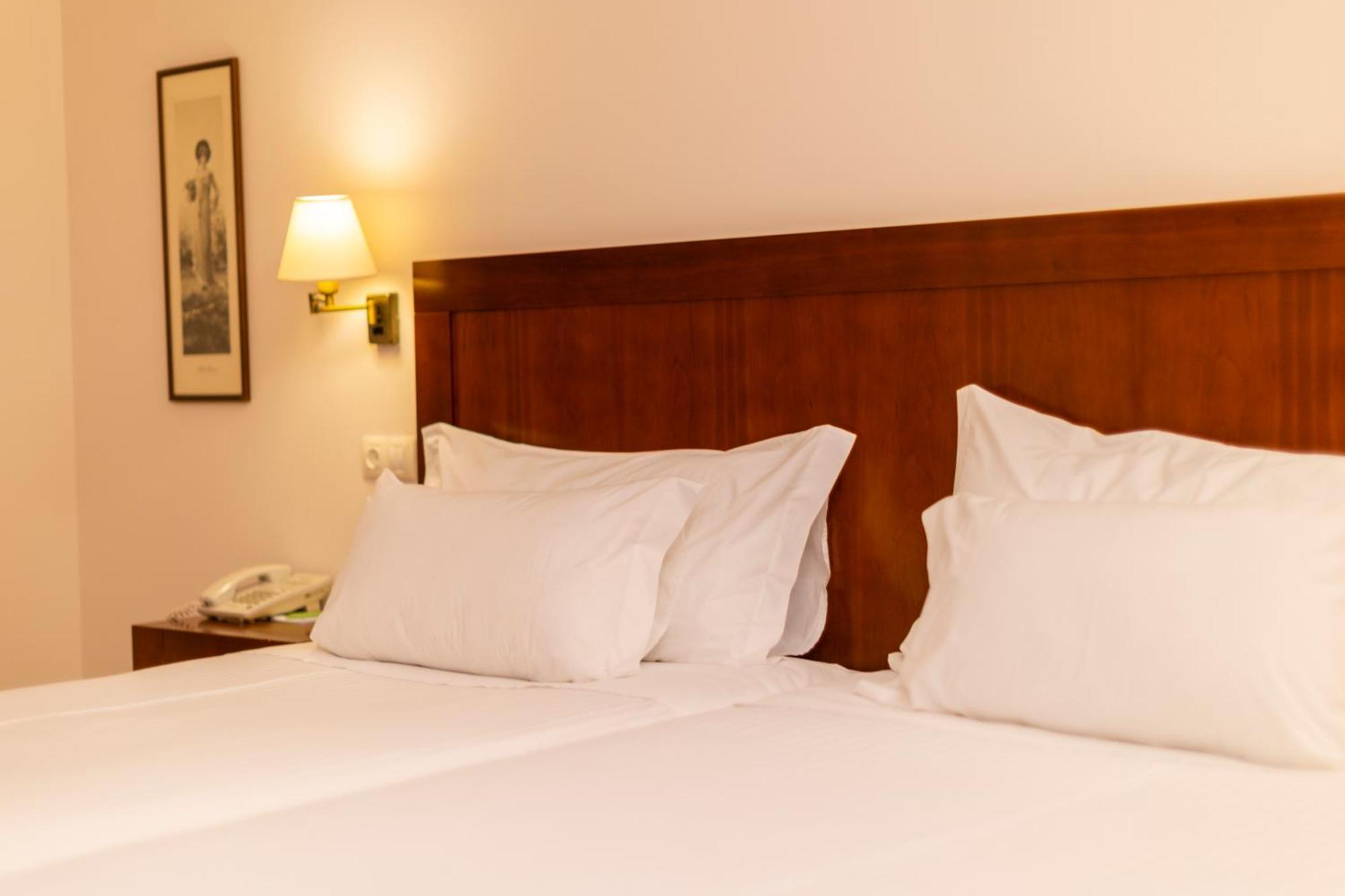 Double or Twin Room Balcony