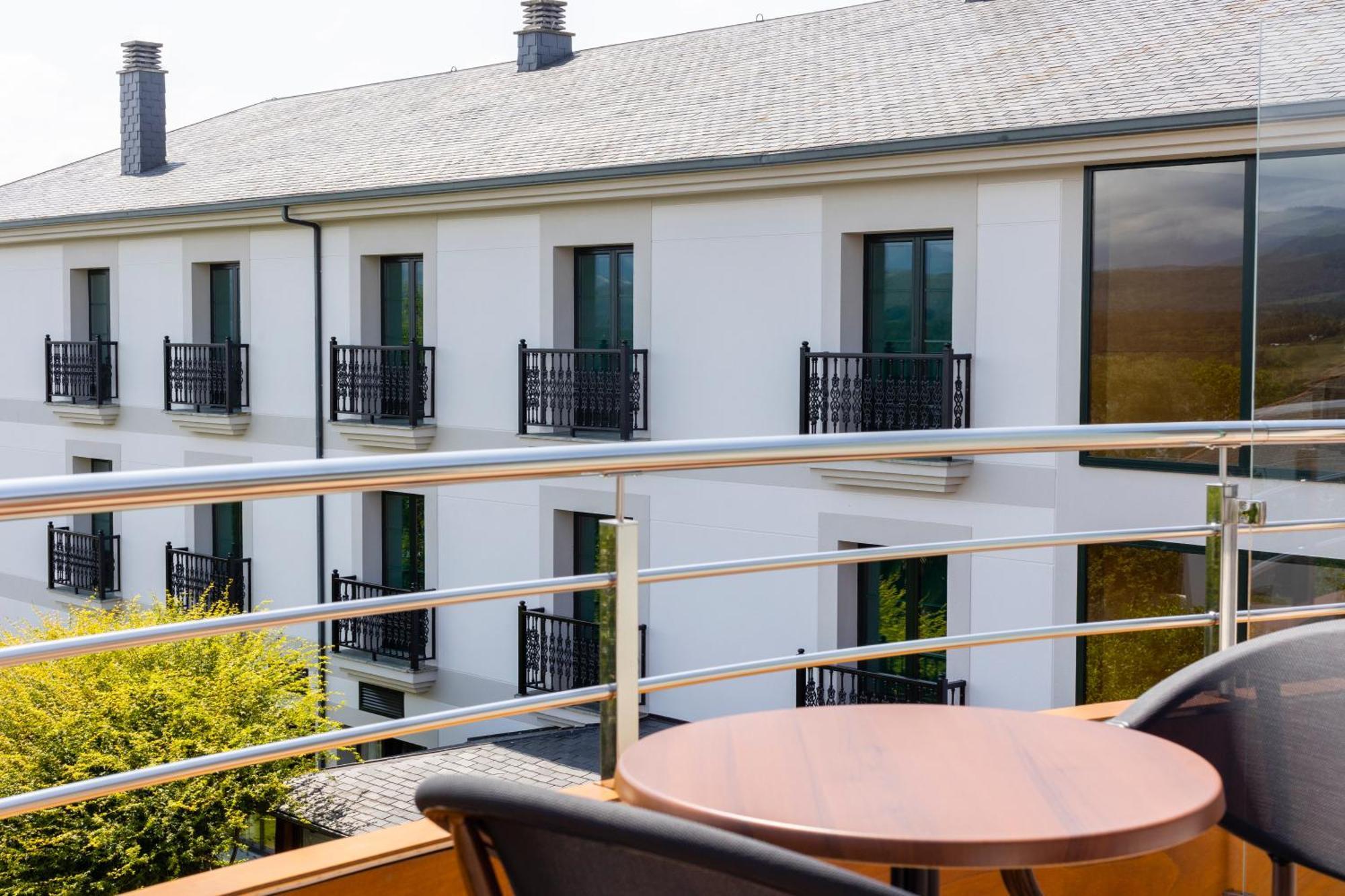 Superior Room Terrace
