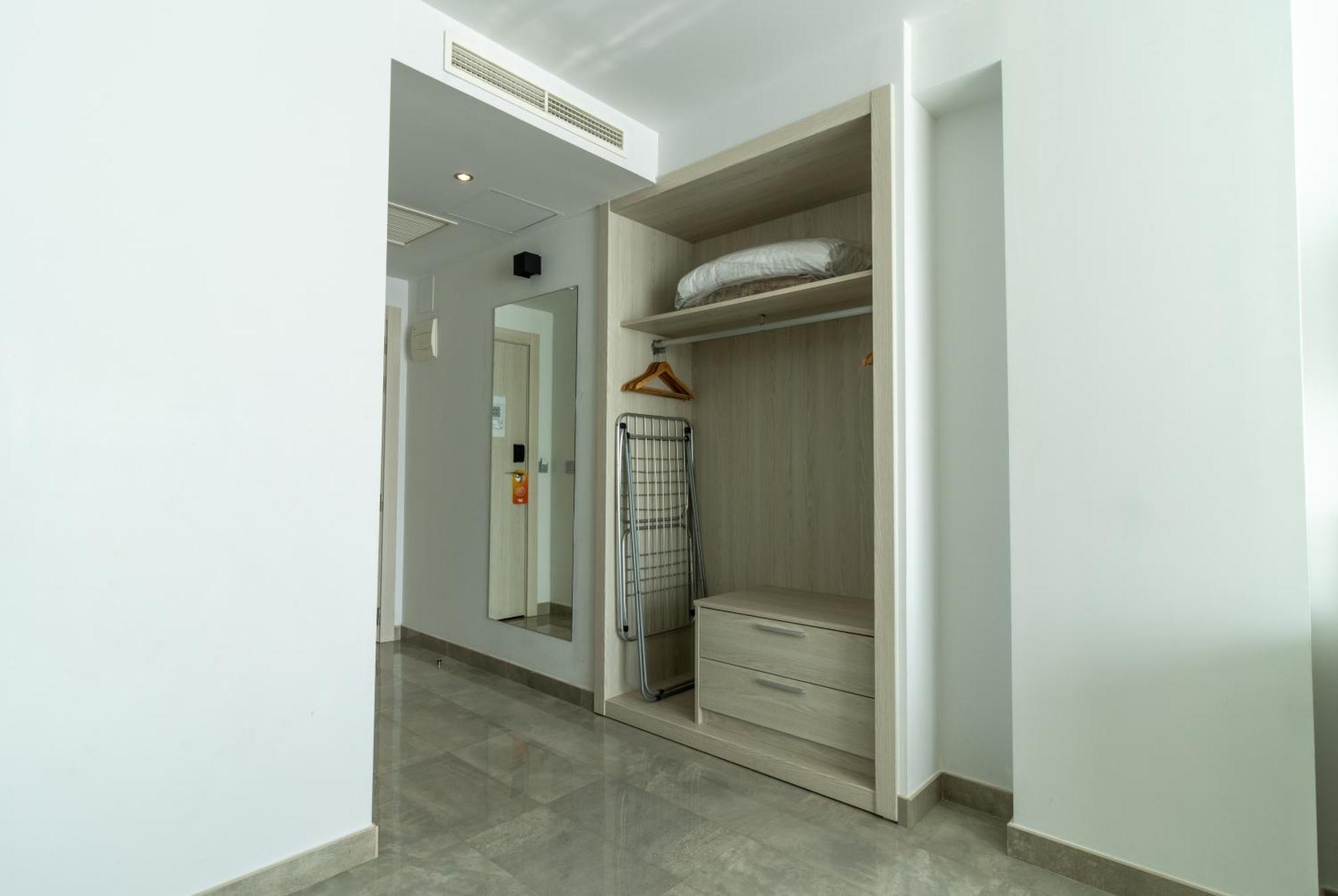 Level Deluxe Twin Room Sea View