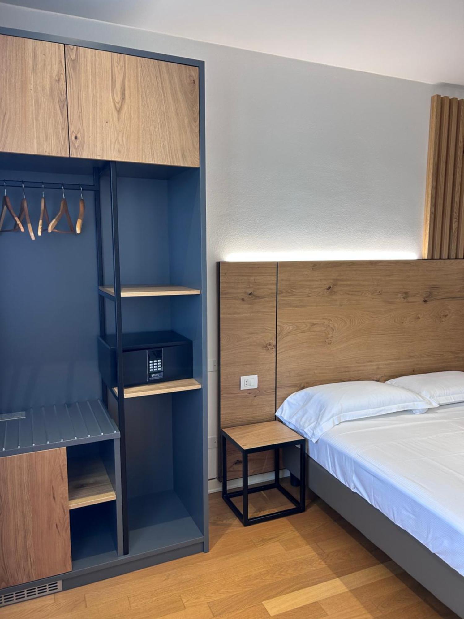Queen Suite Two Sofa Beds Two Terraces Private Pool Non-Smoking,1668056607:JPEG