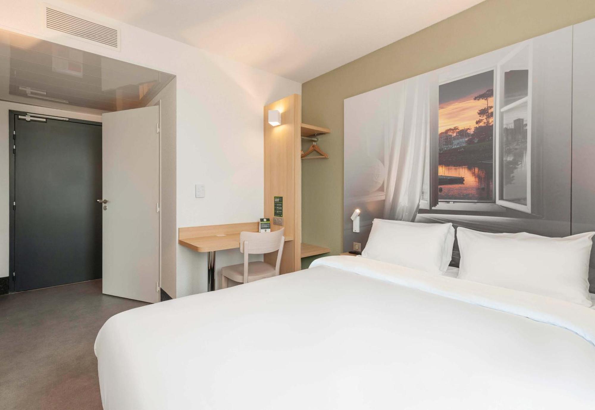 Double Room,1552565635:JPEG