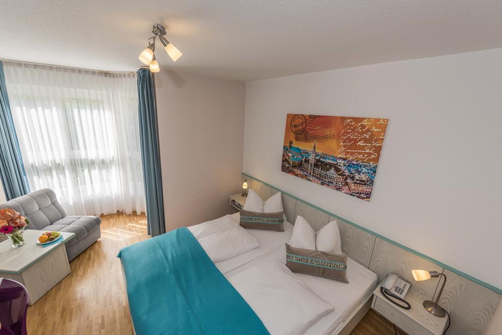 Superior Single Room with Garden View