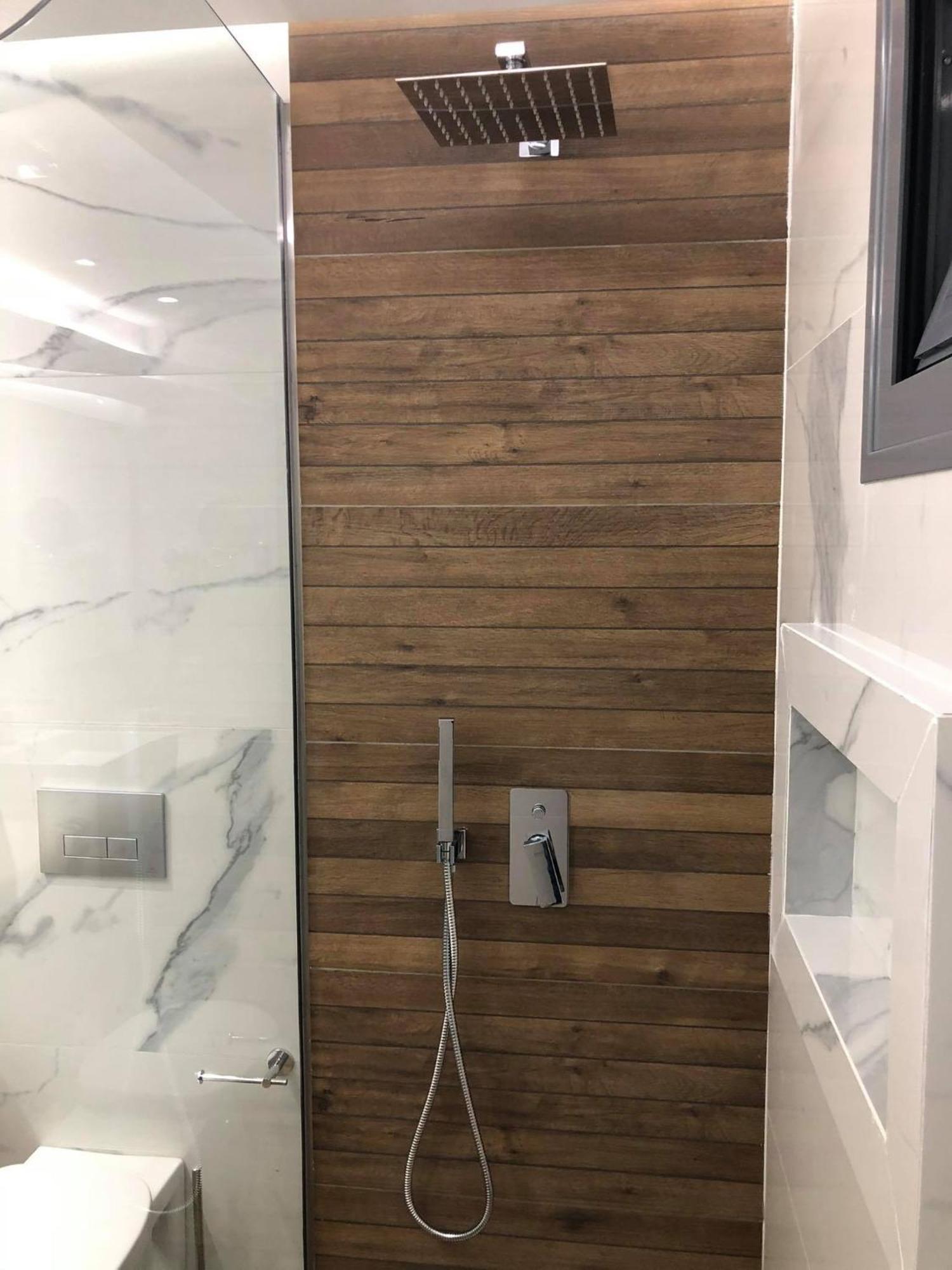 Queen Room Spa Bath