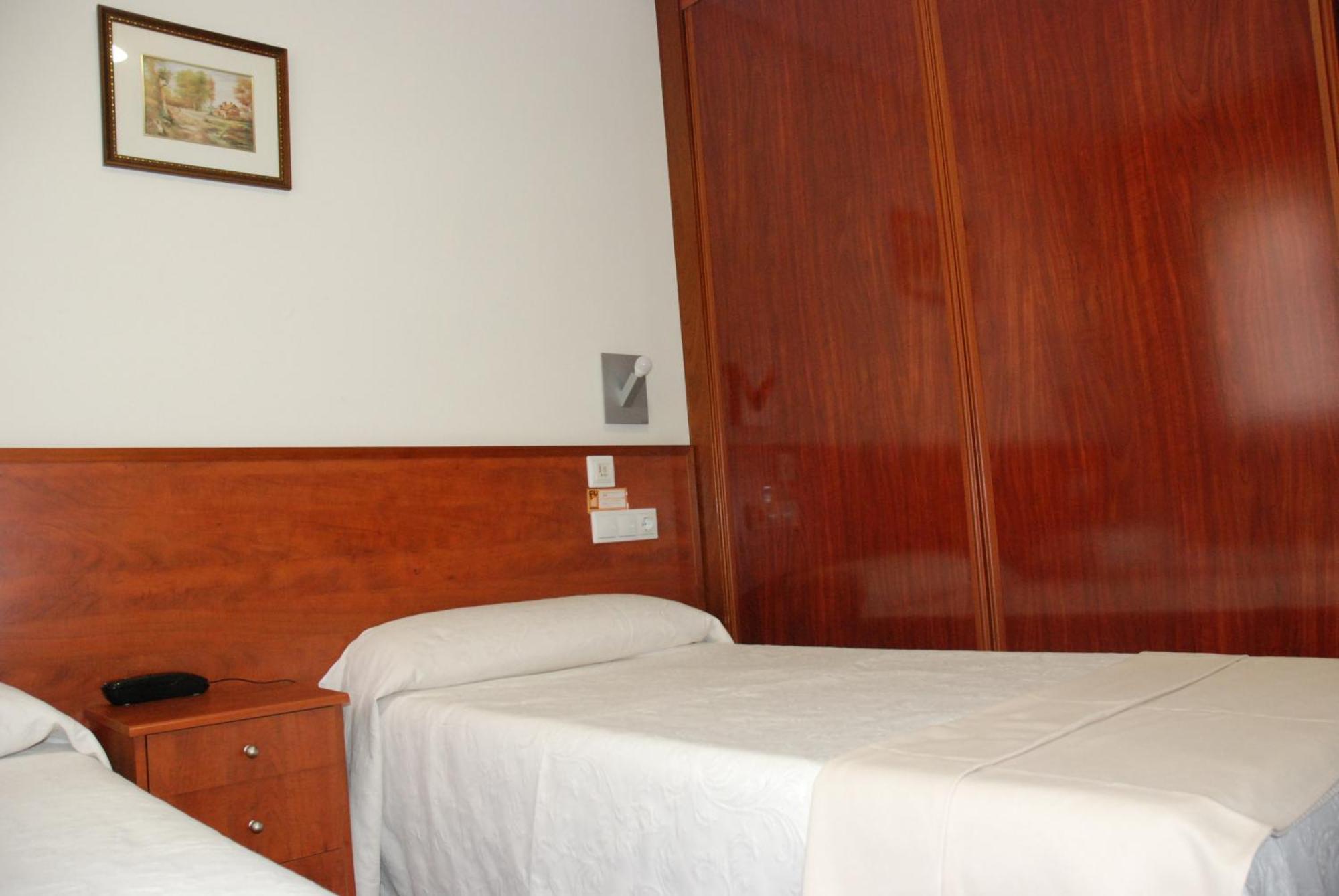 Standard Twin Room Sofa