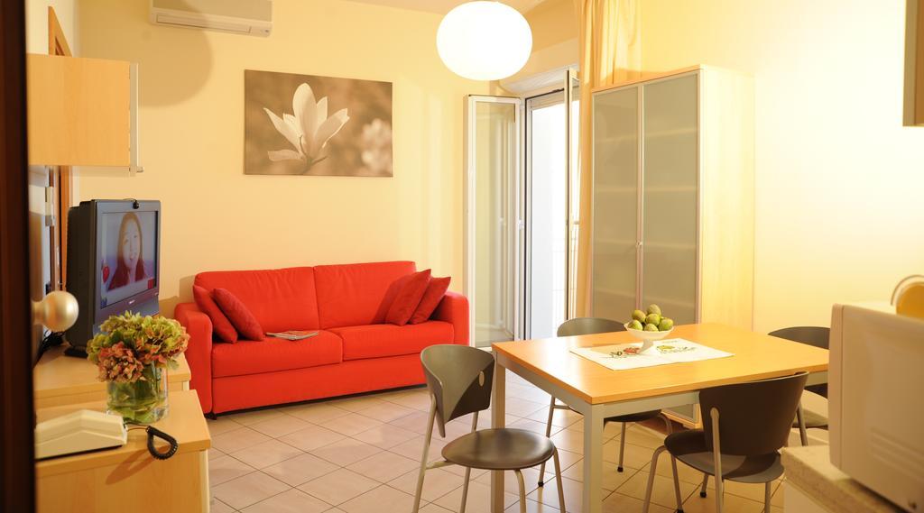 Appartamento con 1 Camera da Letto e Vista Mare - 2° Piano