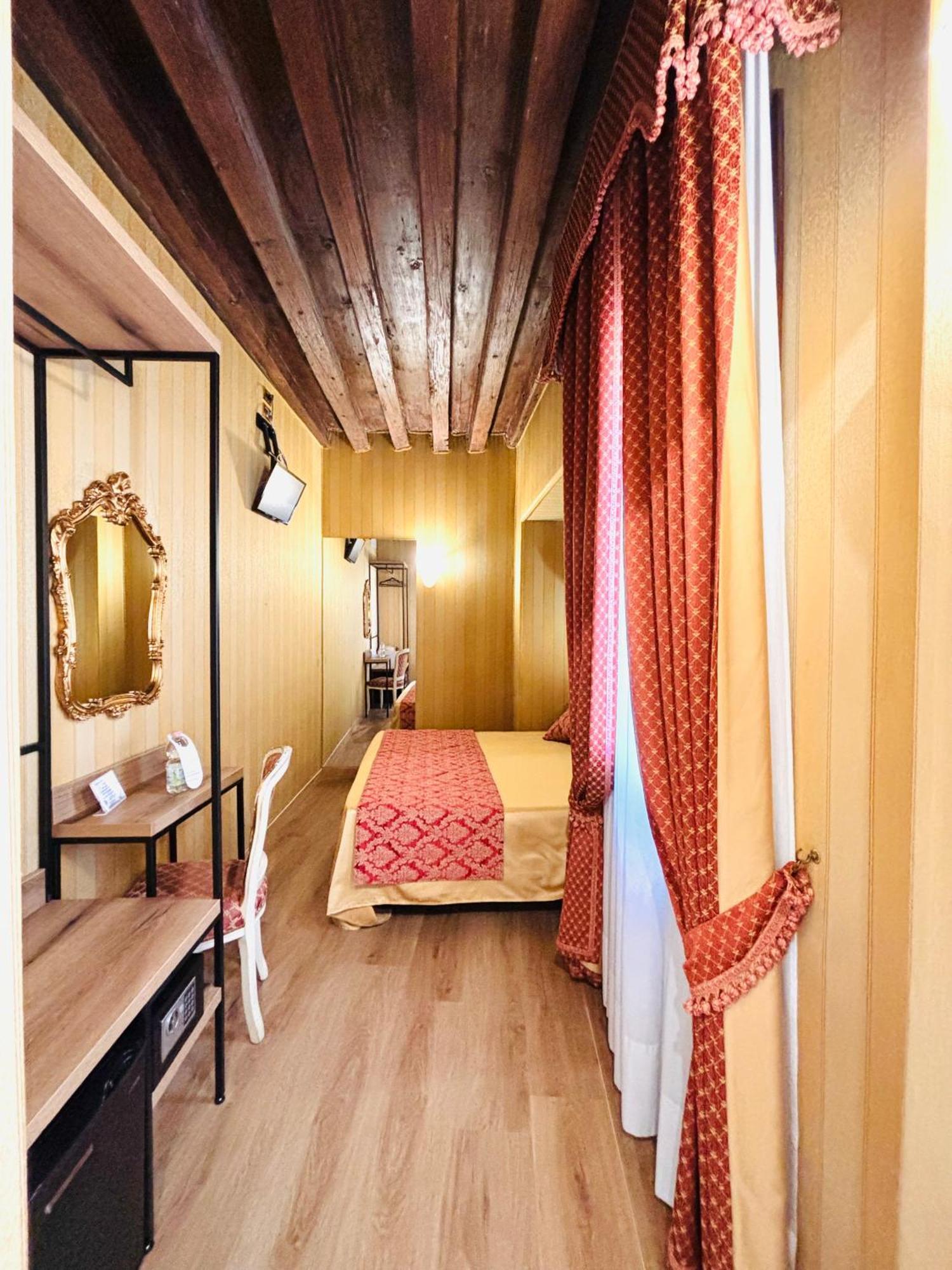 Classic Double or Twin Room