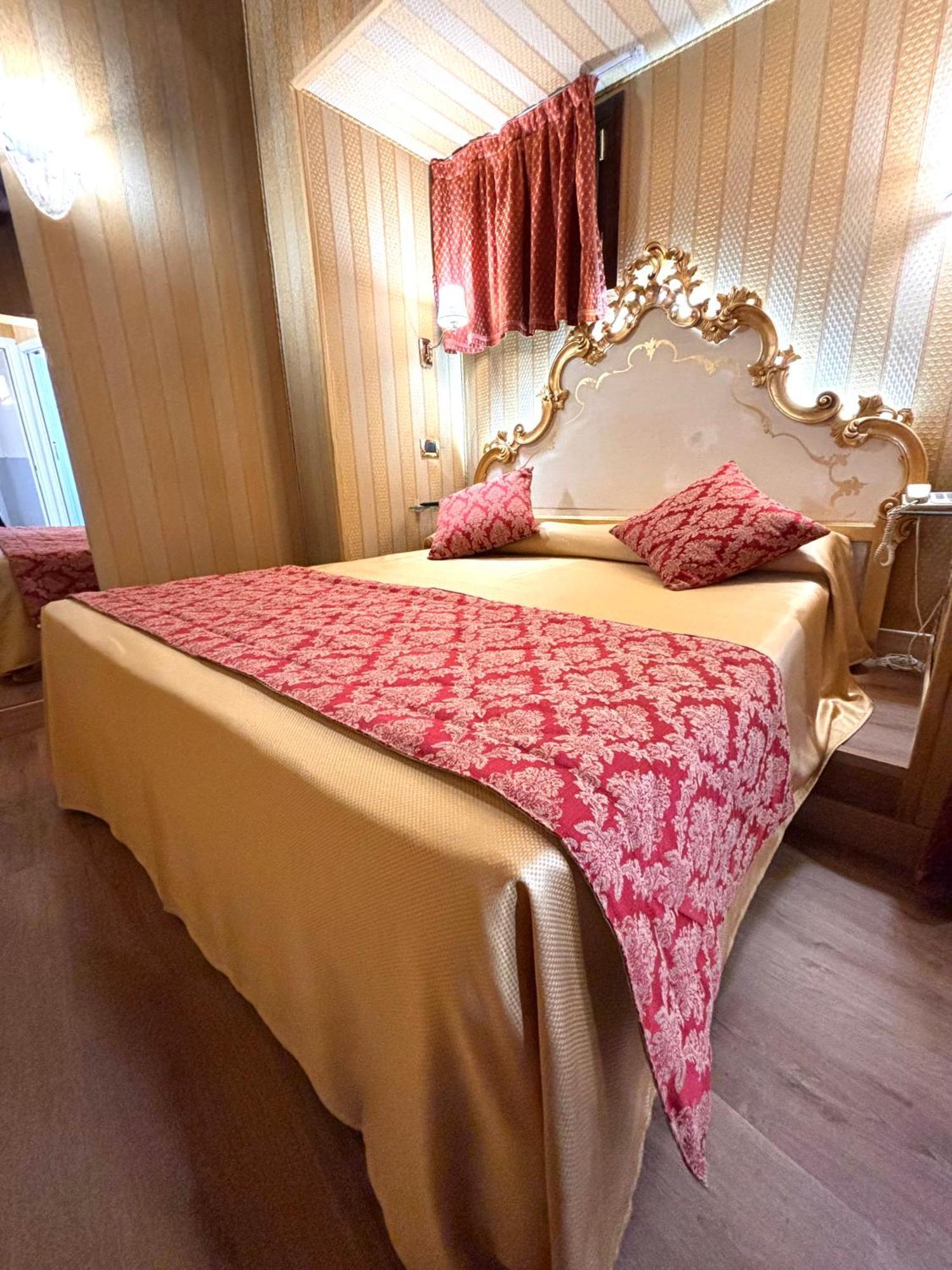 Classic Double or Twin Room
