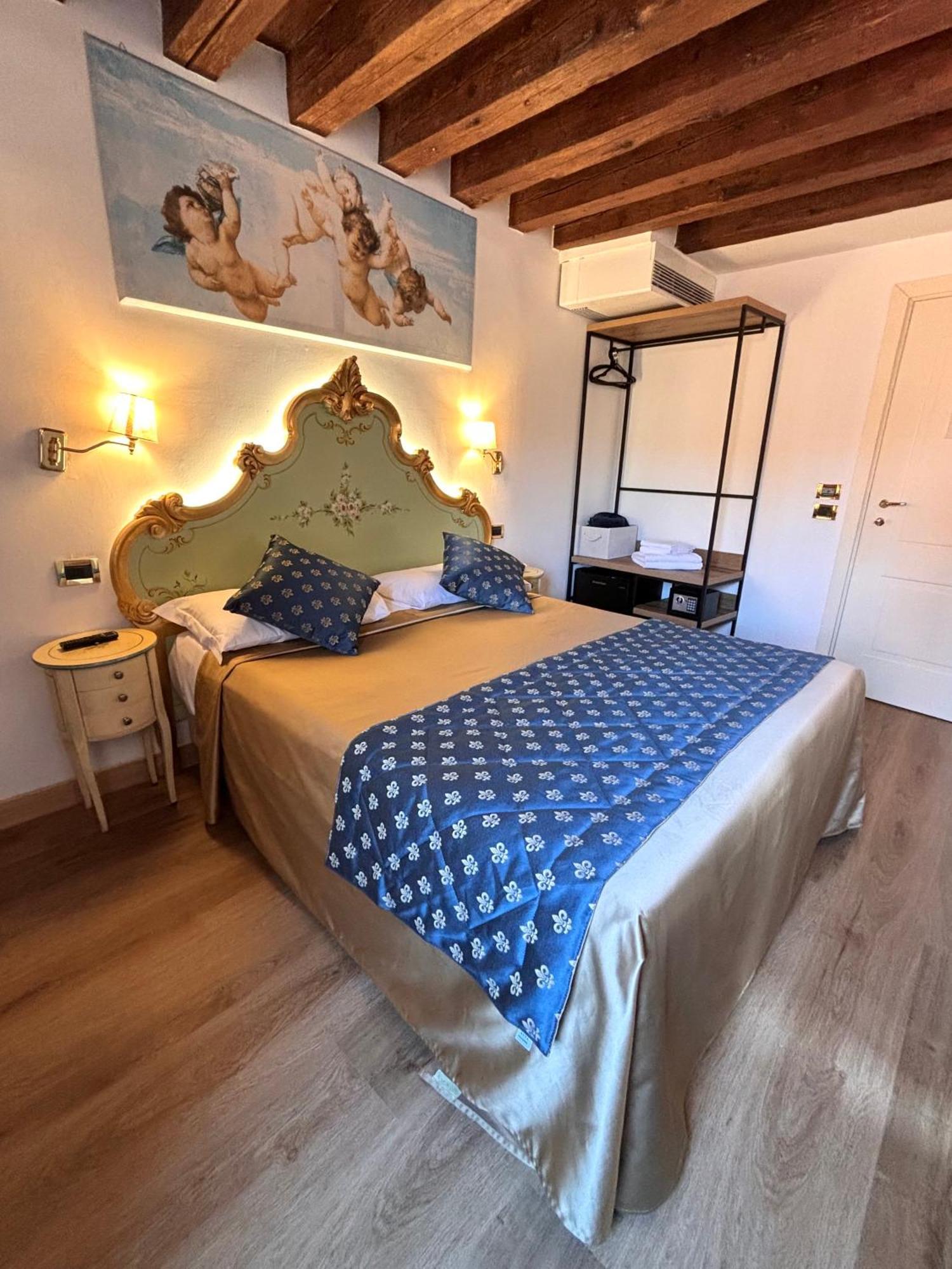 Classic Double or Twin Room