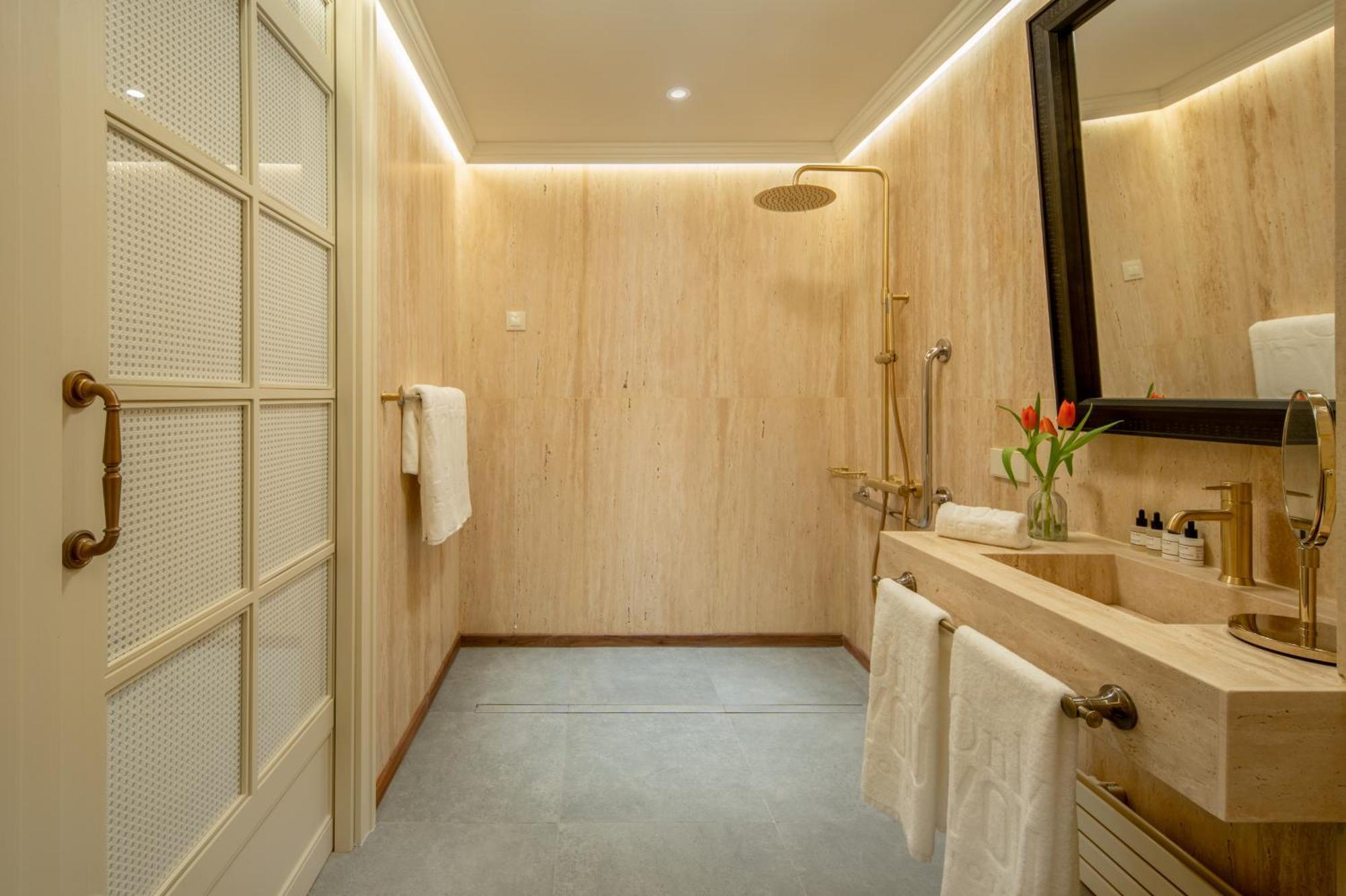 Premium Double Room Disability access