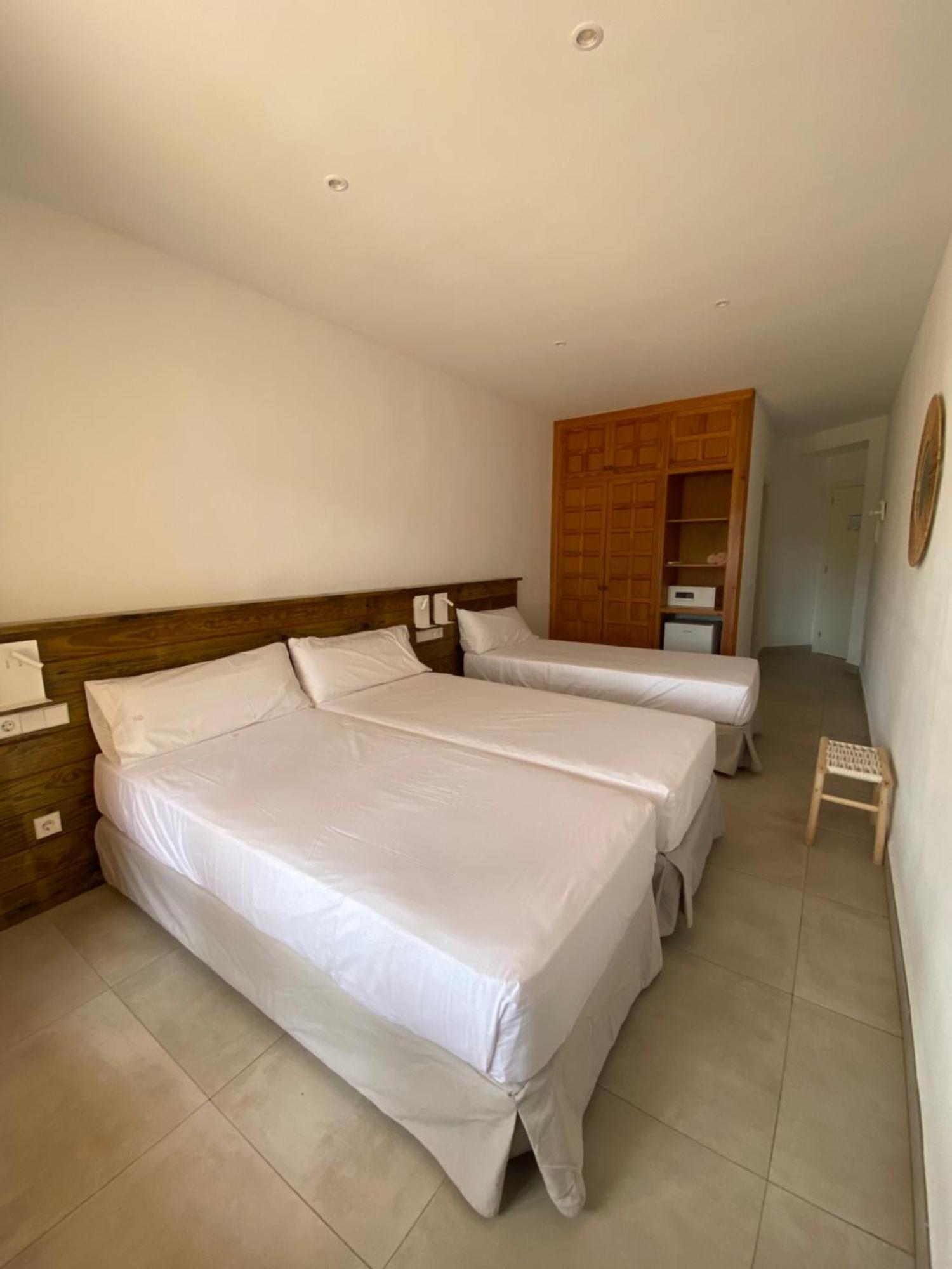 Triple Room Sea View