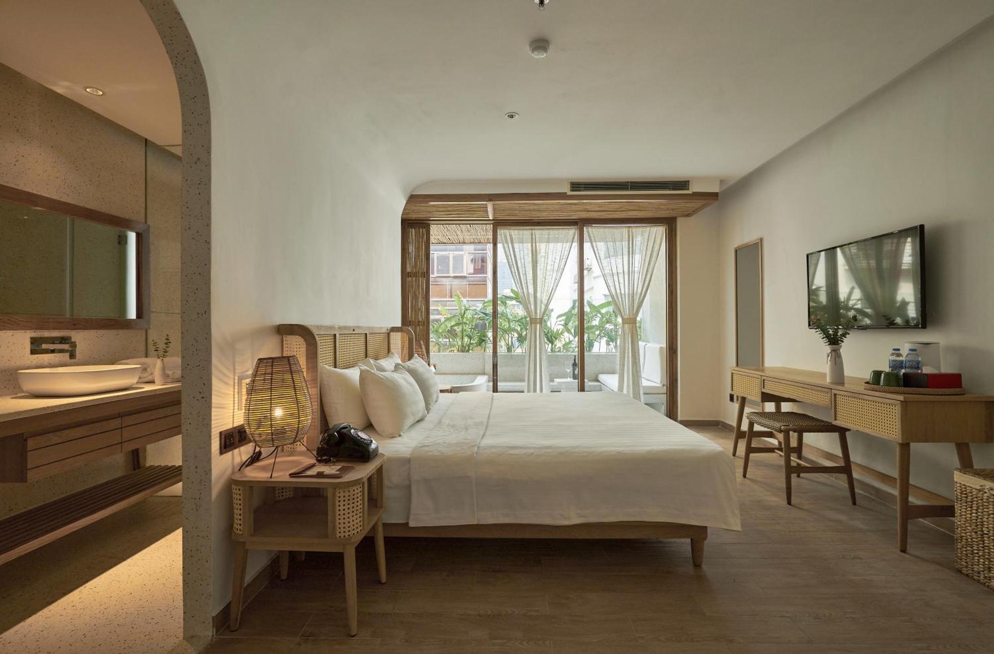 Junior Suite Balcony