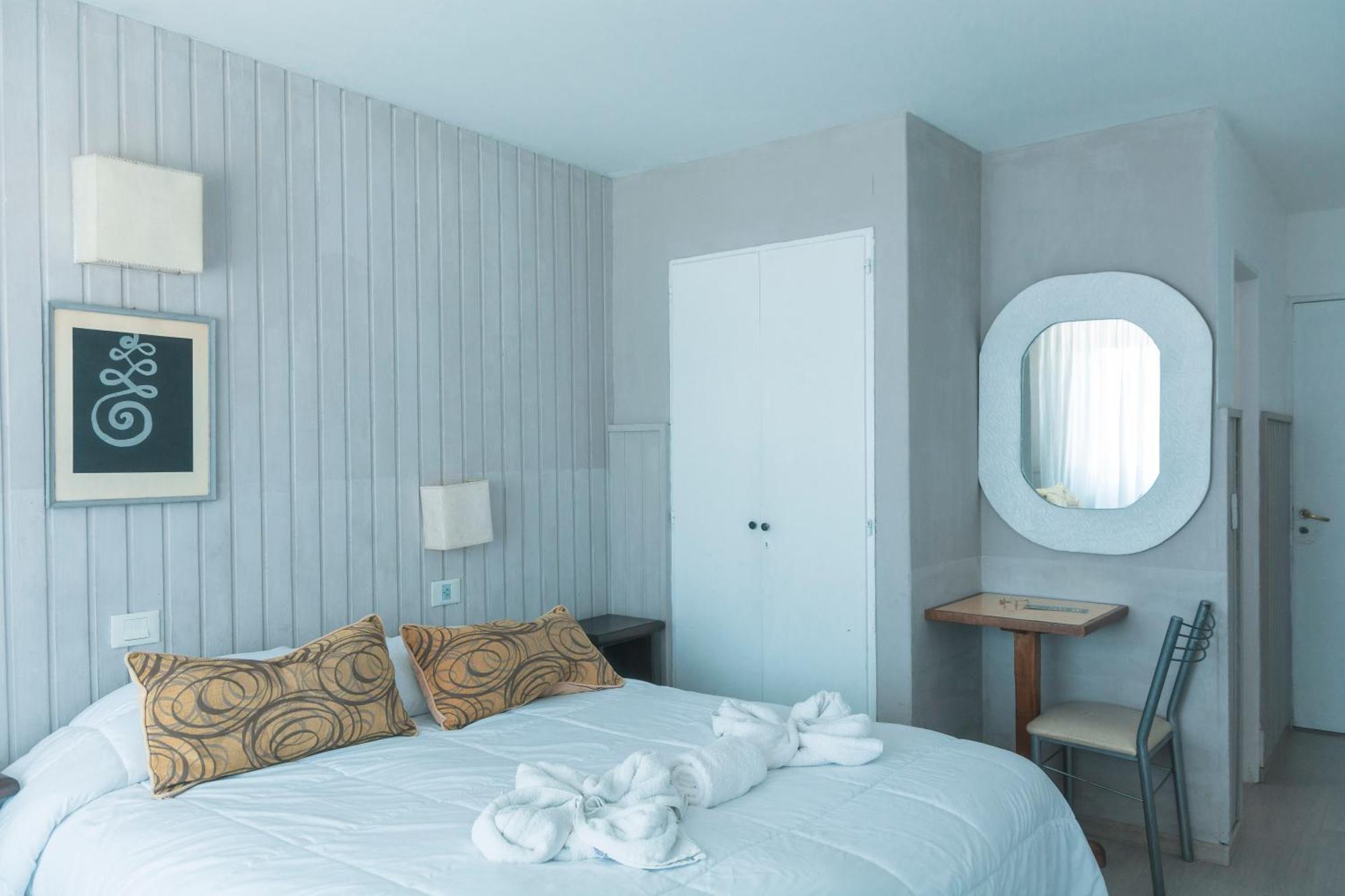 Triple Room Lake View