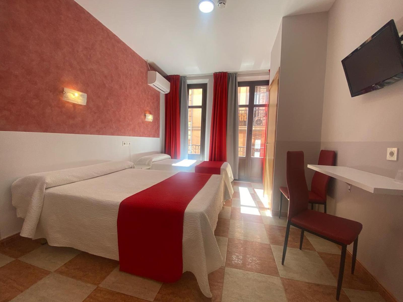 Triple Room