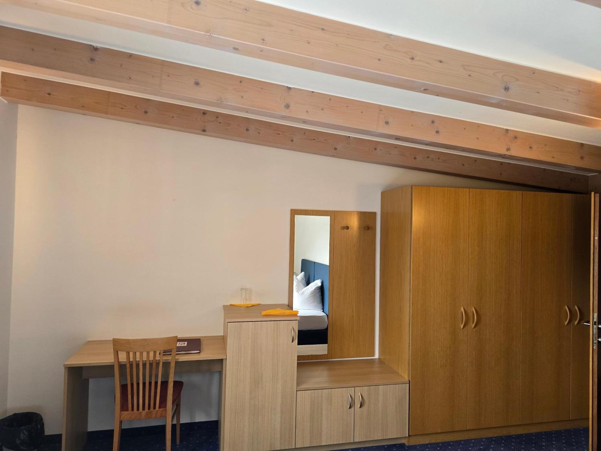 Double Room Mountain View
